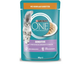 Purina One Sensitive mit Huhn und Karotten